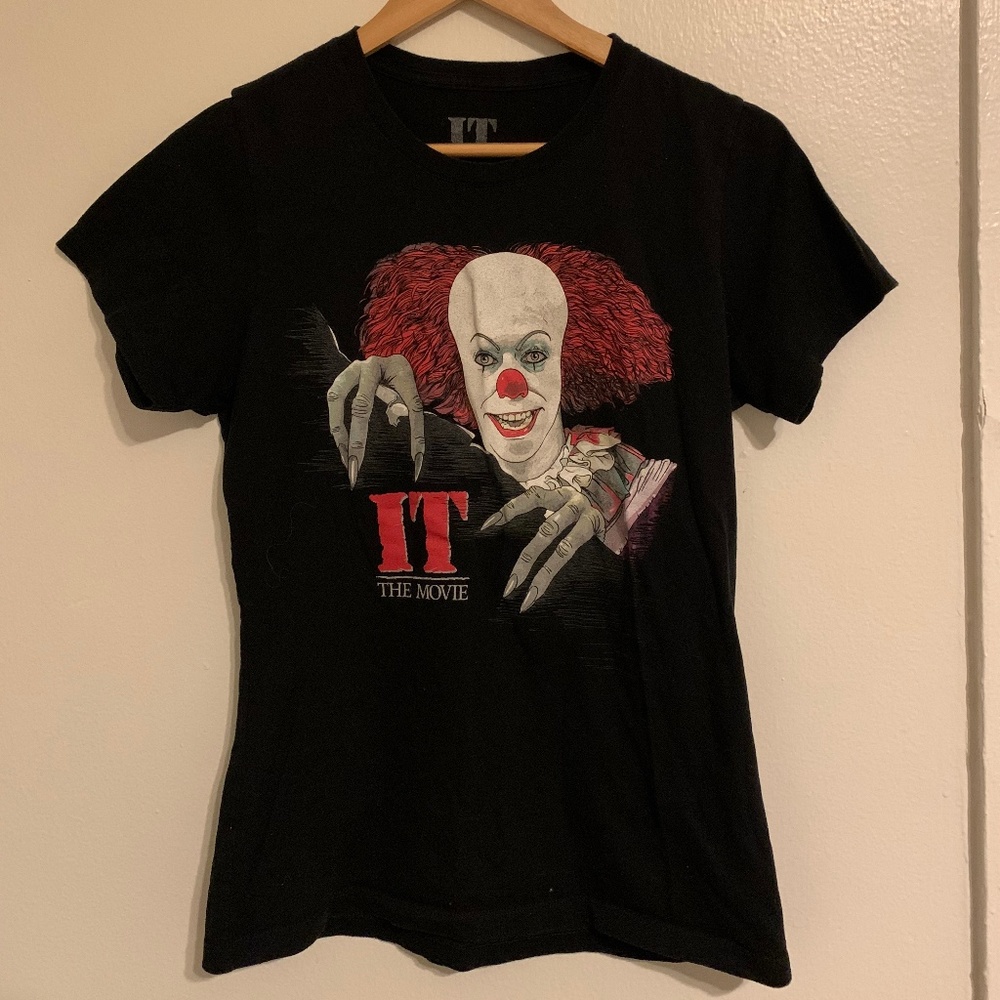 It (1990) Graphic Tee